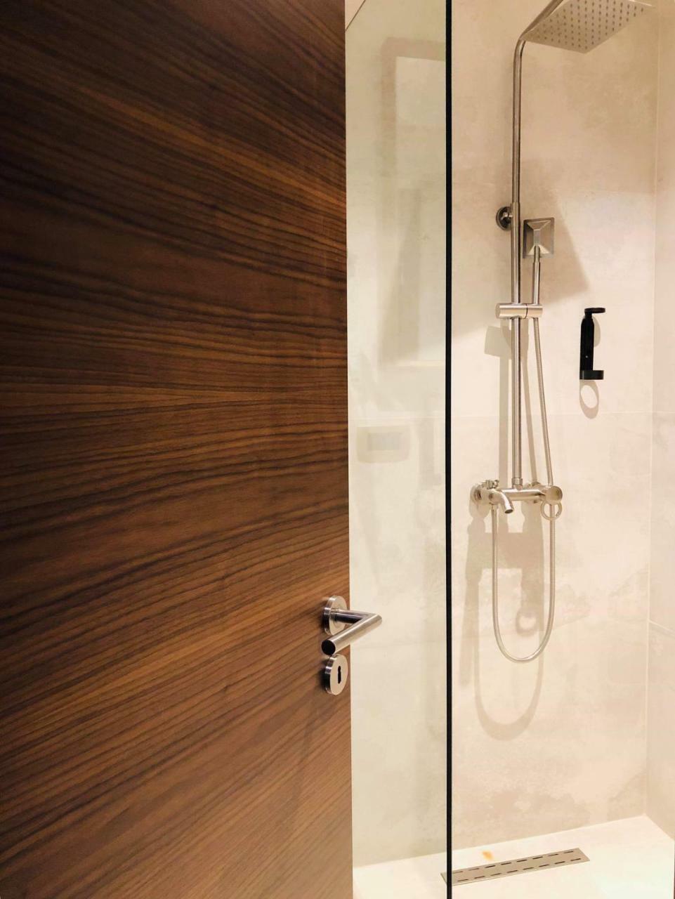 Boulevard Exclusive Prishtine Bagian luar foto