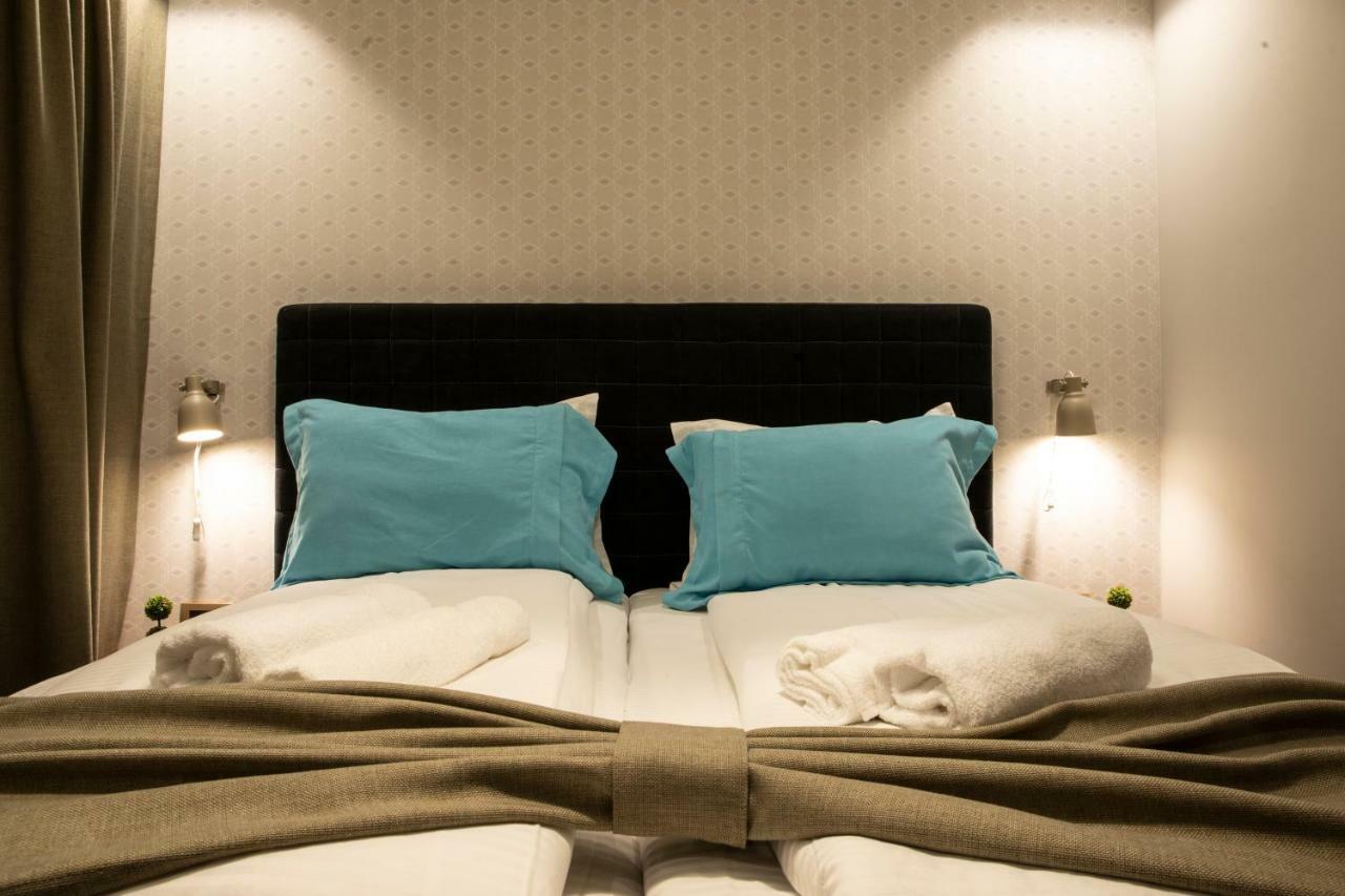 Boulevard Exclusive Prishtine Bagian luar foto