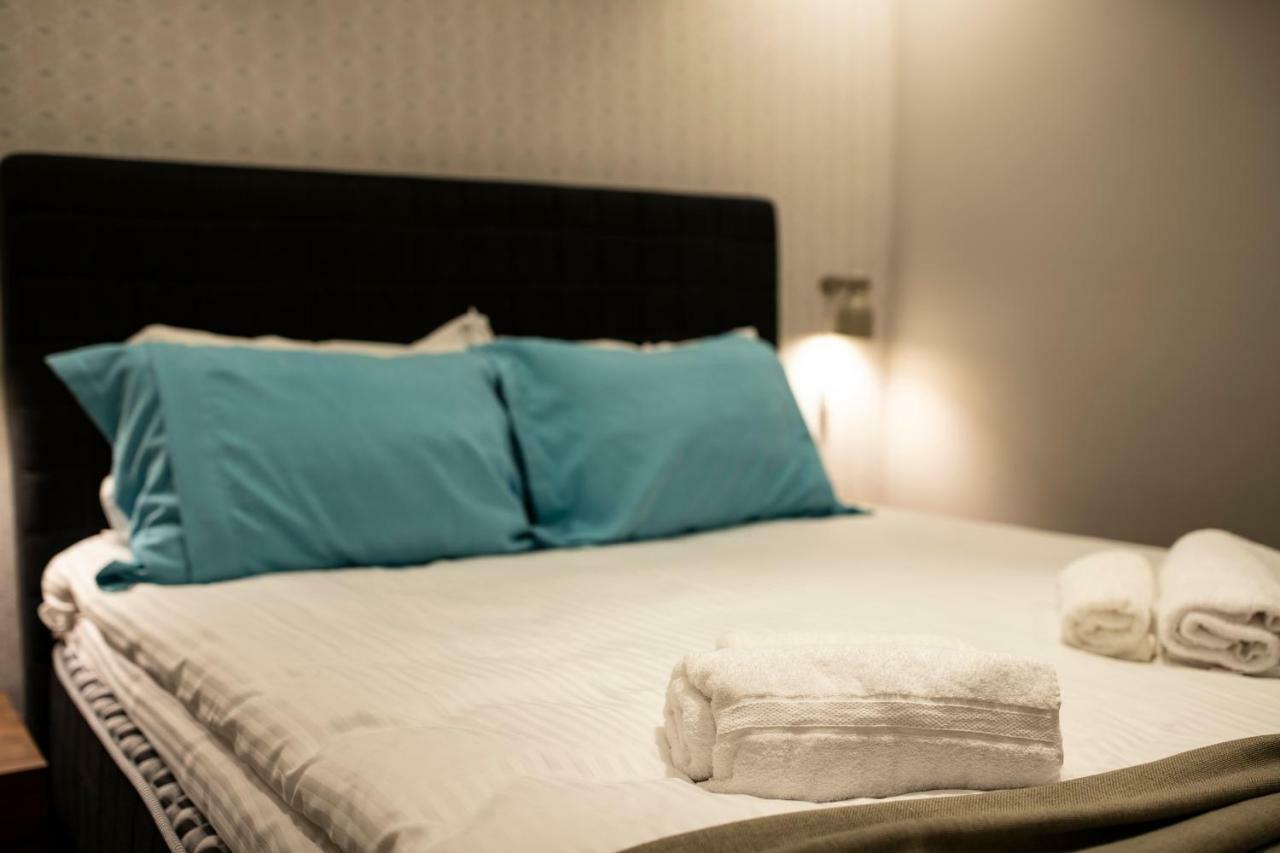 Boulevard Exclusive Prishtine Bagian luar foto